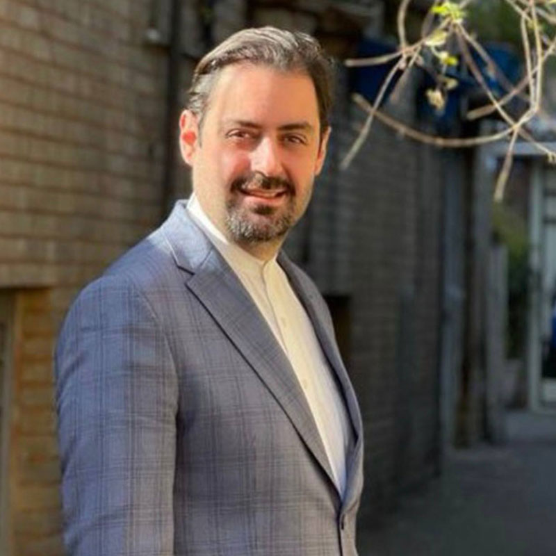 دکتر نریمان کازرونی